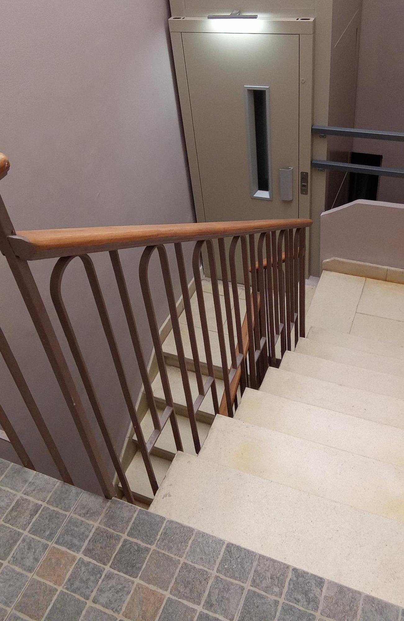 Apartamentos "Casa Mele" 2, Parking Privado Opcional Lerida Buitenkant foto
